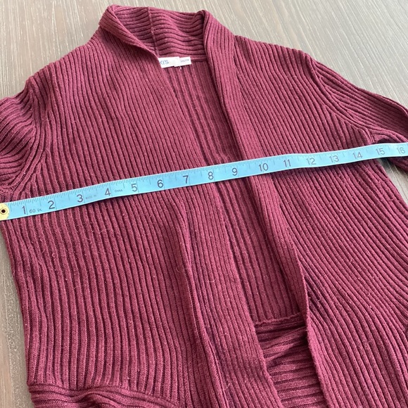 Ricki’s shawl type sweater in beautiful burgundy, colour in size XS. - Picture 7 of 7